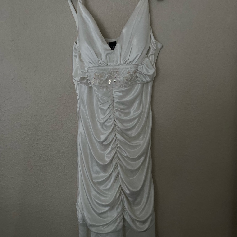 Love Cream V-Neck Dress